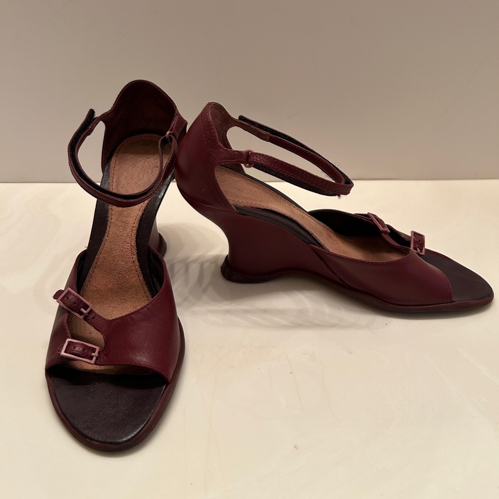 BCBG Max Azria Women's Burgundy Open-Toe Wedge Heels with Ankle Strap, Size 8.5